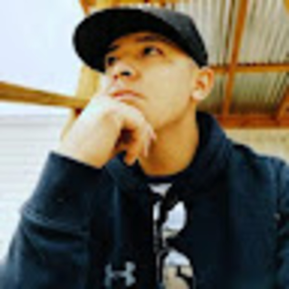 Meet your Posher, Derek